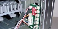A+case, aspecto original circuito interior de control de ventiladores, termostatos y panel frontal iQ eye