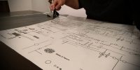 Obelisk, Pintura reactiva UV y conductiva