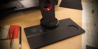 Obelisk, Pintura reactiva UV y conductiva