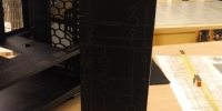 Obelisk, Pintura reactiva UV y conductiva