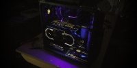 Obelisk, Pintura reactiva UV y conductiva